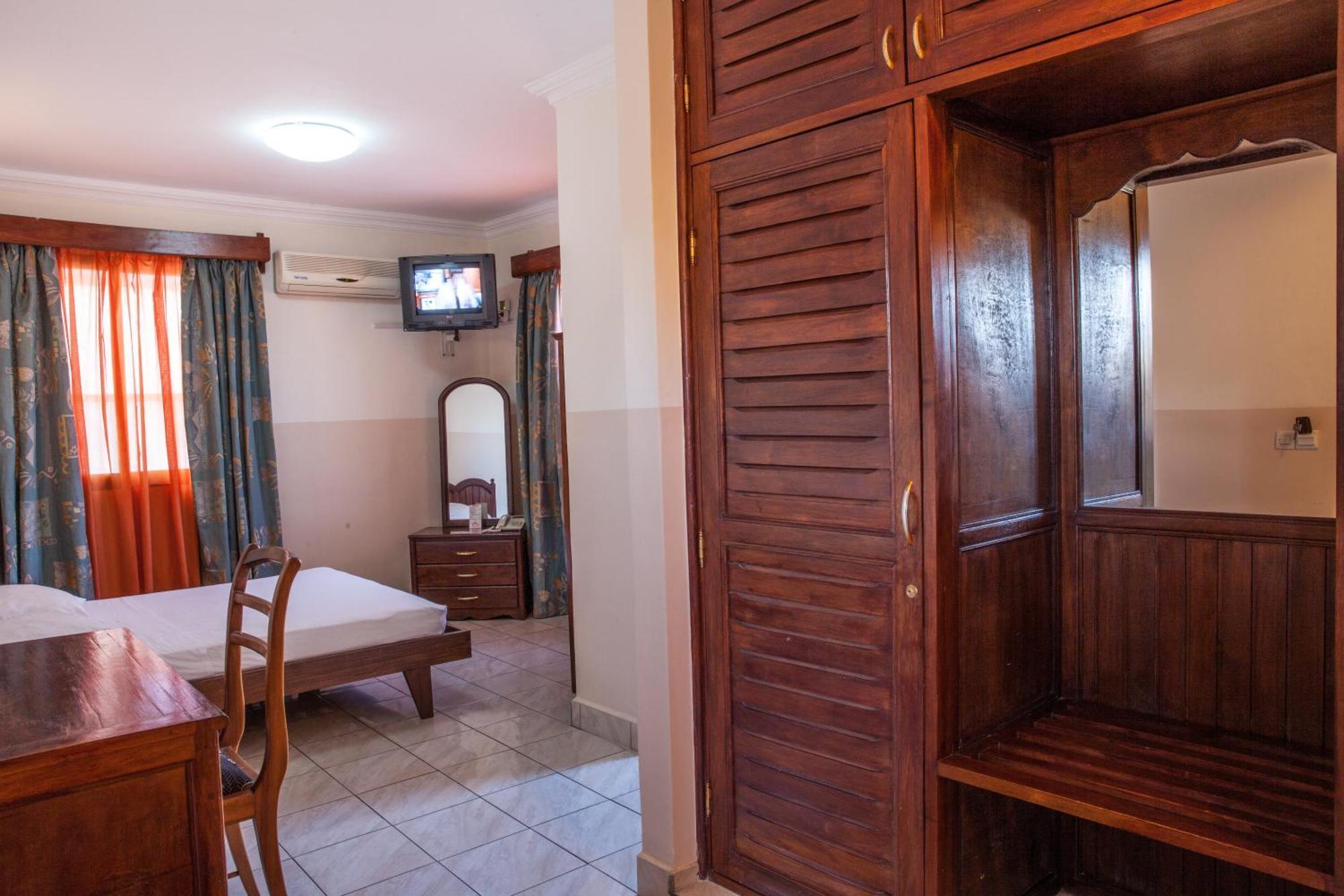 Anjary Hotel Antananarivo Room photo